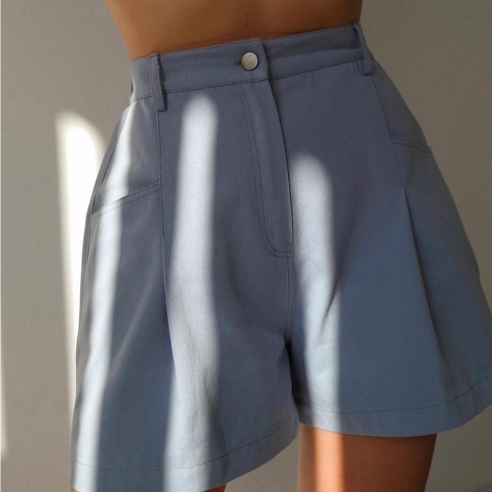 Blue Shorts Linen. Size S (US 2 or 4)